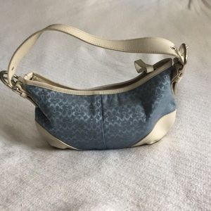 Coach. Small satchel.